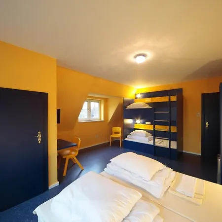 Bed'nbudget Expo-hostel Dorms Hostel