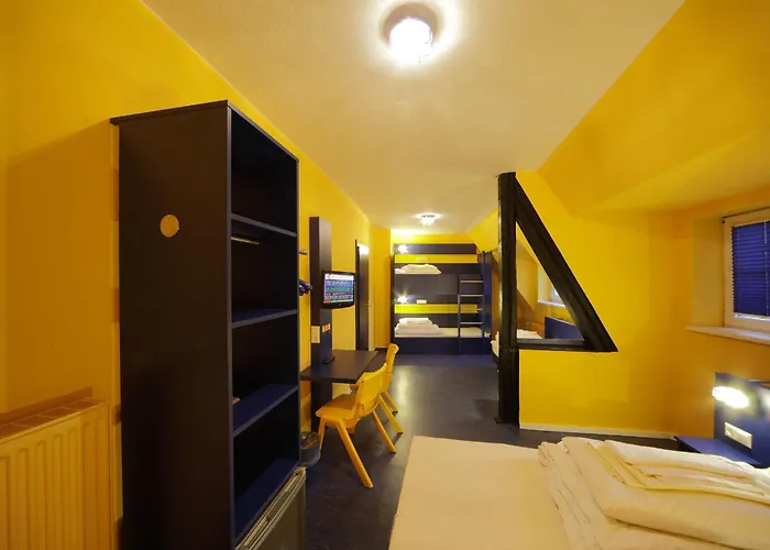 Хостел Bed'nbudget Expo-hostel Dorms *